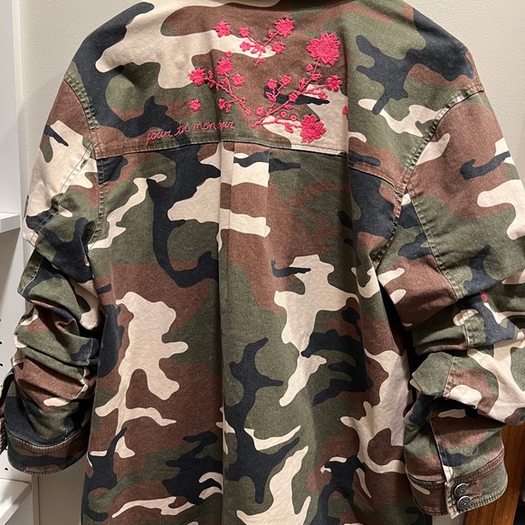 cinq a sept - Women's Camo Floral Classic Multi Vine Vera Jacket Size L - Picture 11 of 16